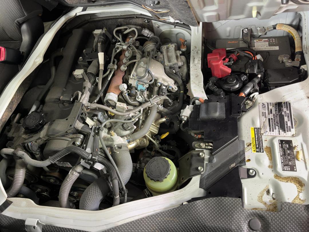 Photo '13' of Toyota Hiace