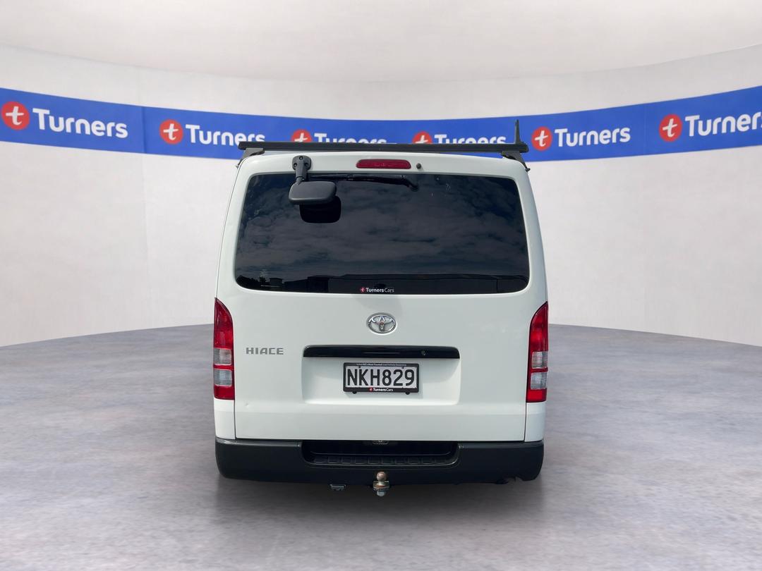 Photo '6' of Toyota Hiace