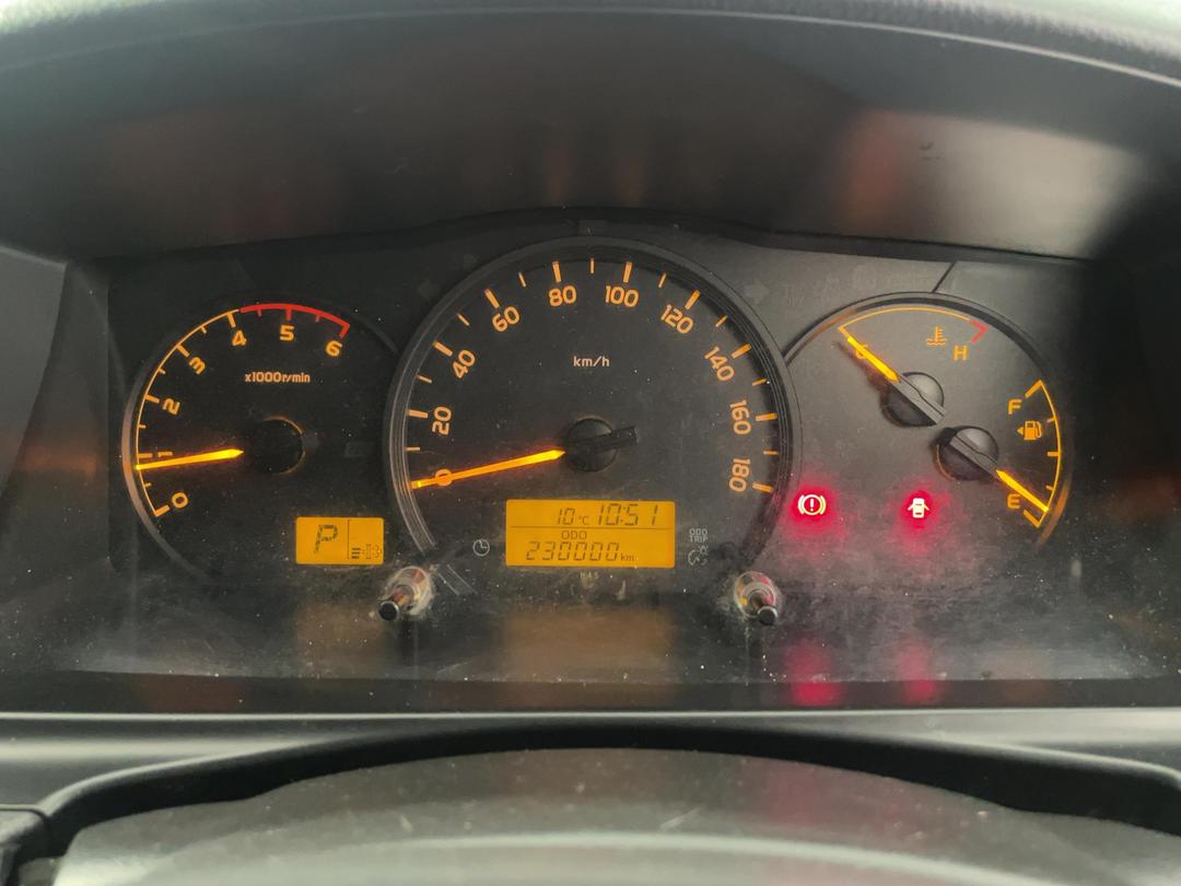 Photo '20' of Toyota Hiace