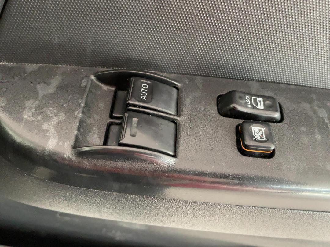 Photo '22' of Toyota Hiace