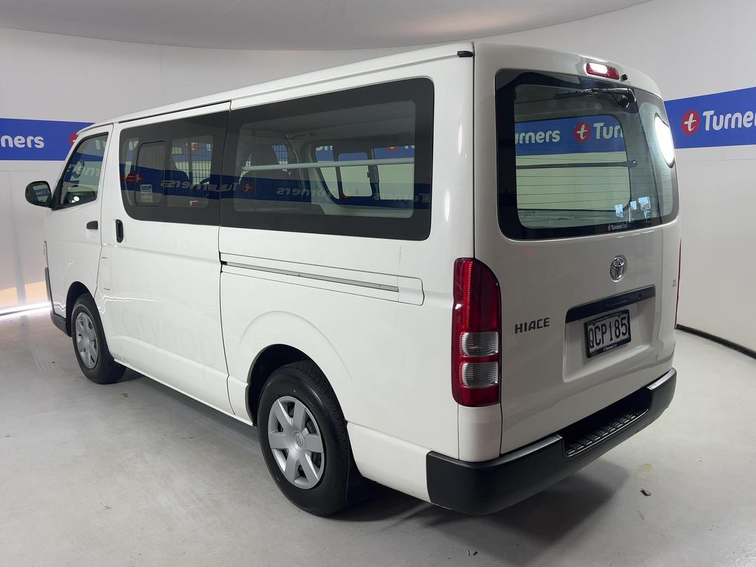 Photo '5' of Toyota Hiace