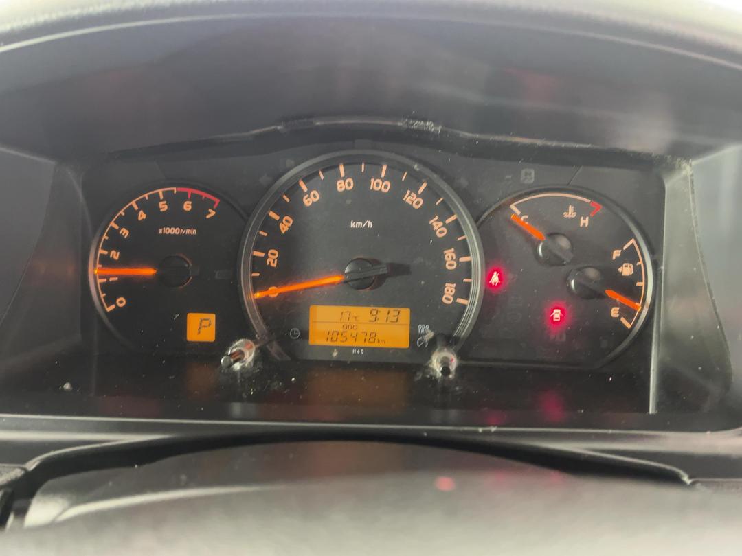 Photo '20' of Toyota Hiace