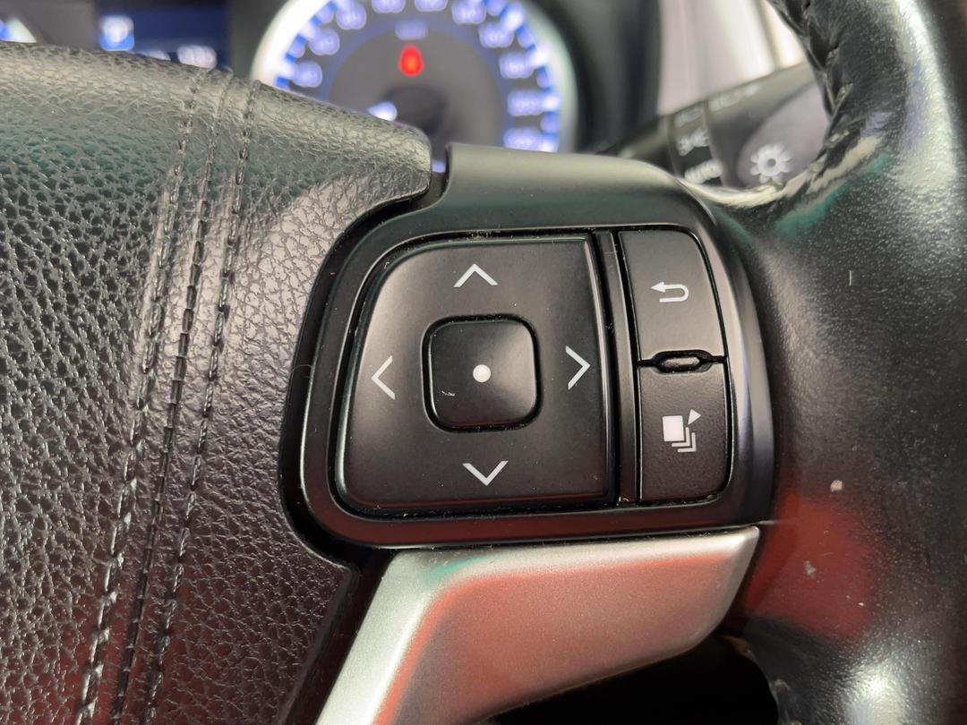 Photo '24' of Toyota Highlander