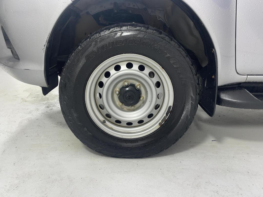 Photo '10' of Toyota Hilux