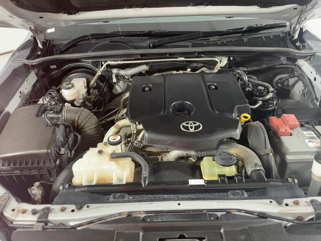Photo '13' of Toyota Hilux