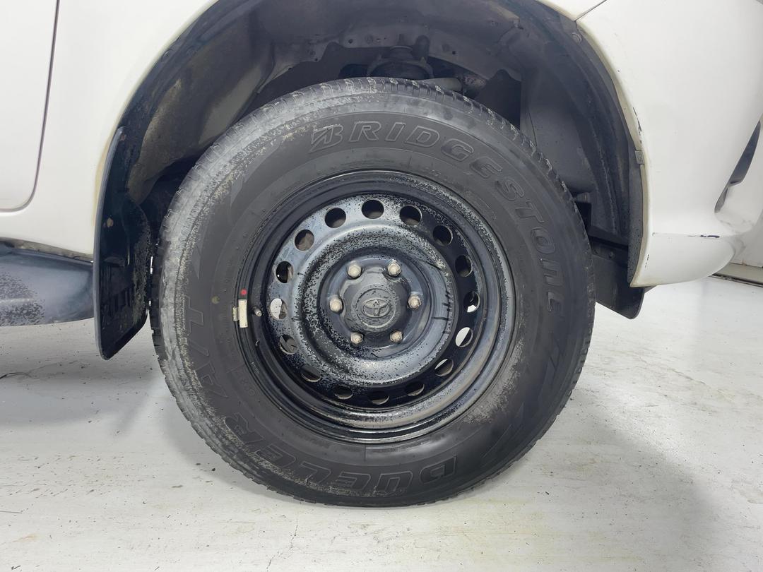 Photo '9' of Toyota Hilux