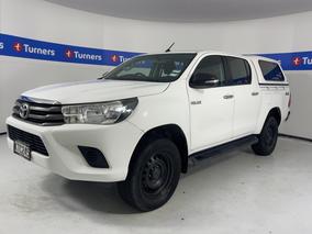 Photo '4' of Toyota Hilux