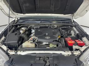 Photo '13' of Toyota Hilux