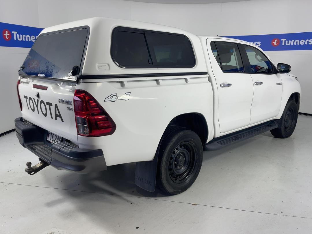 Photo '7' of Toyota Hilux