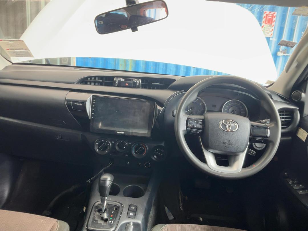 Photo '21' of Toyota Hilux SR TD DC Photo '21' of Toyota Hilux SR TD DC