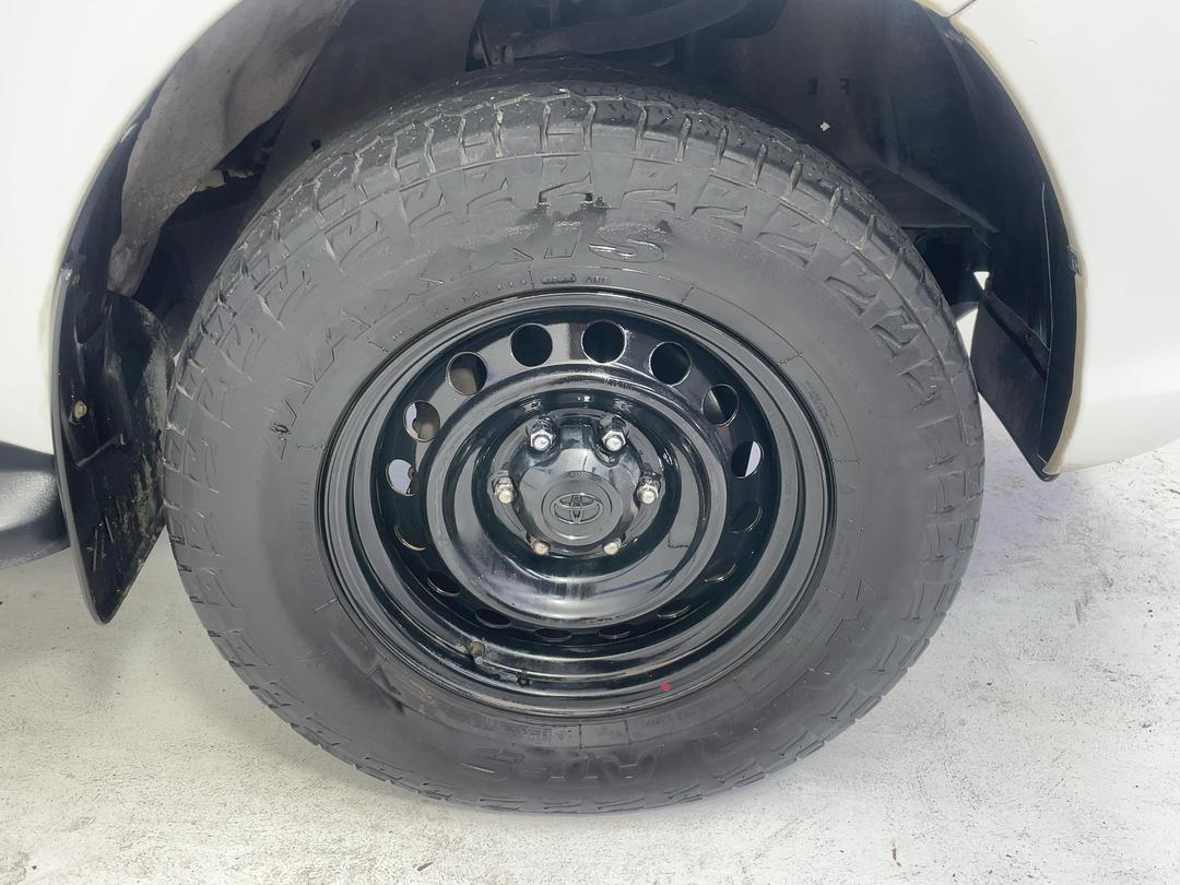 Photo '9' of Toyota Hilux