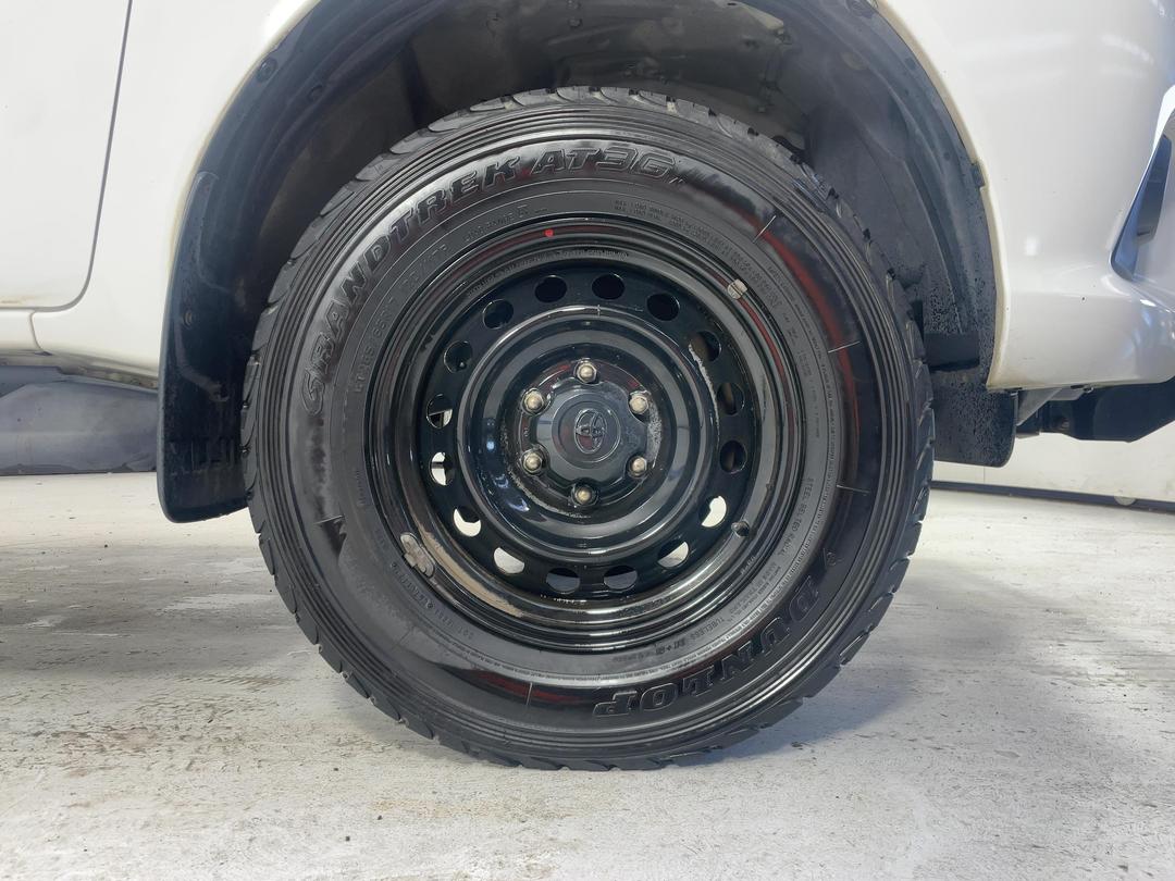 Photo '9' of Toyota Hilux