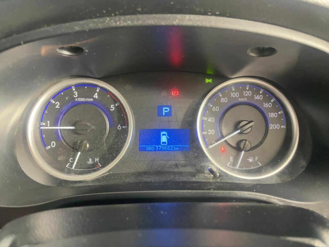 Photo '21' of Toyota Hilux