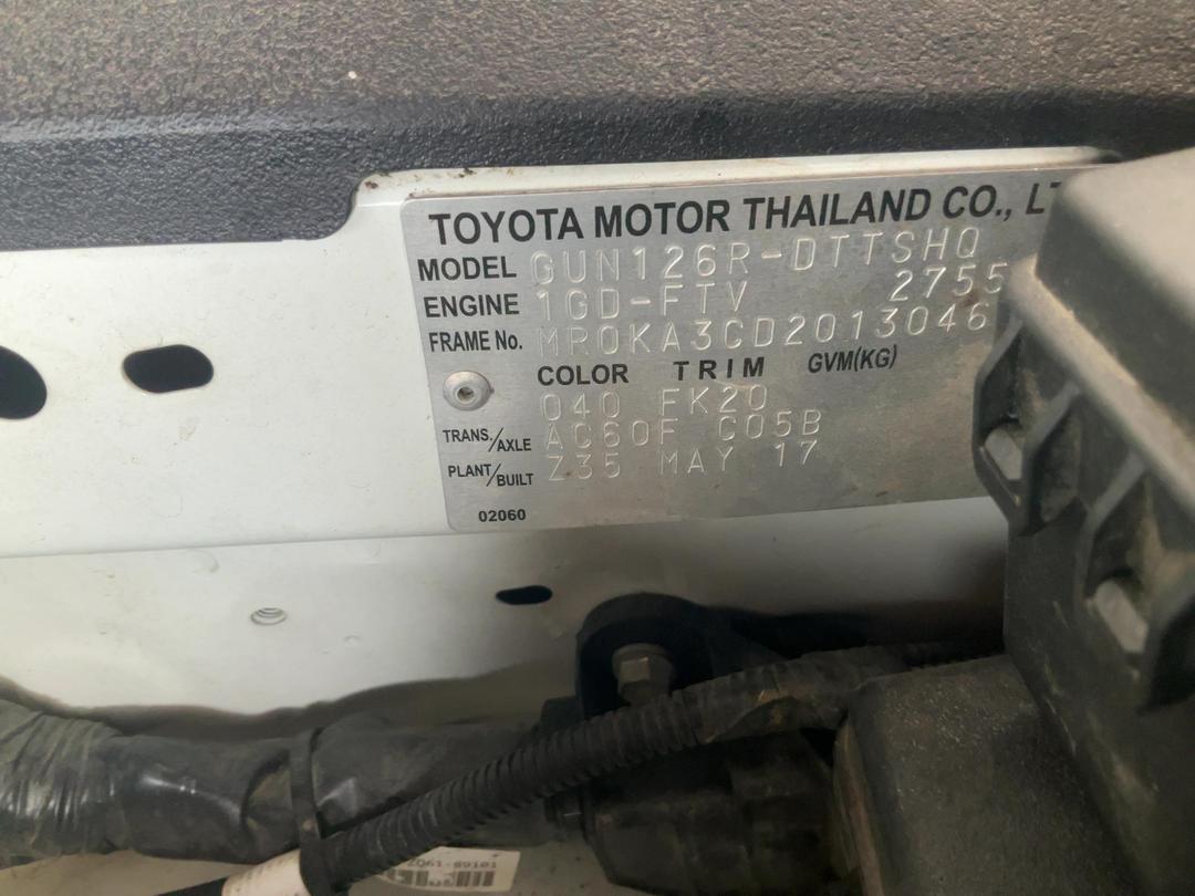 Photo '15' of Toyota Hilux SR TD DC