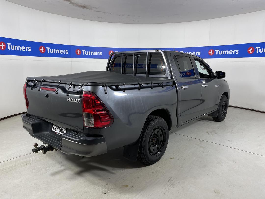 Photo '7' of Toyota Hilux