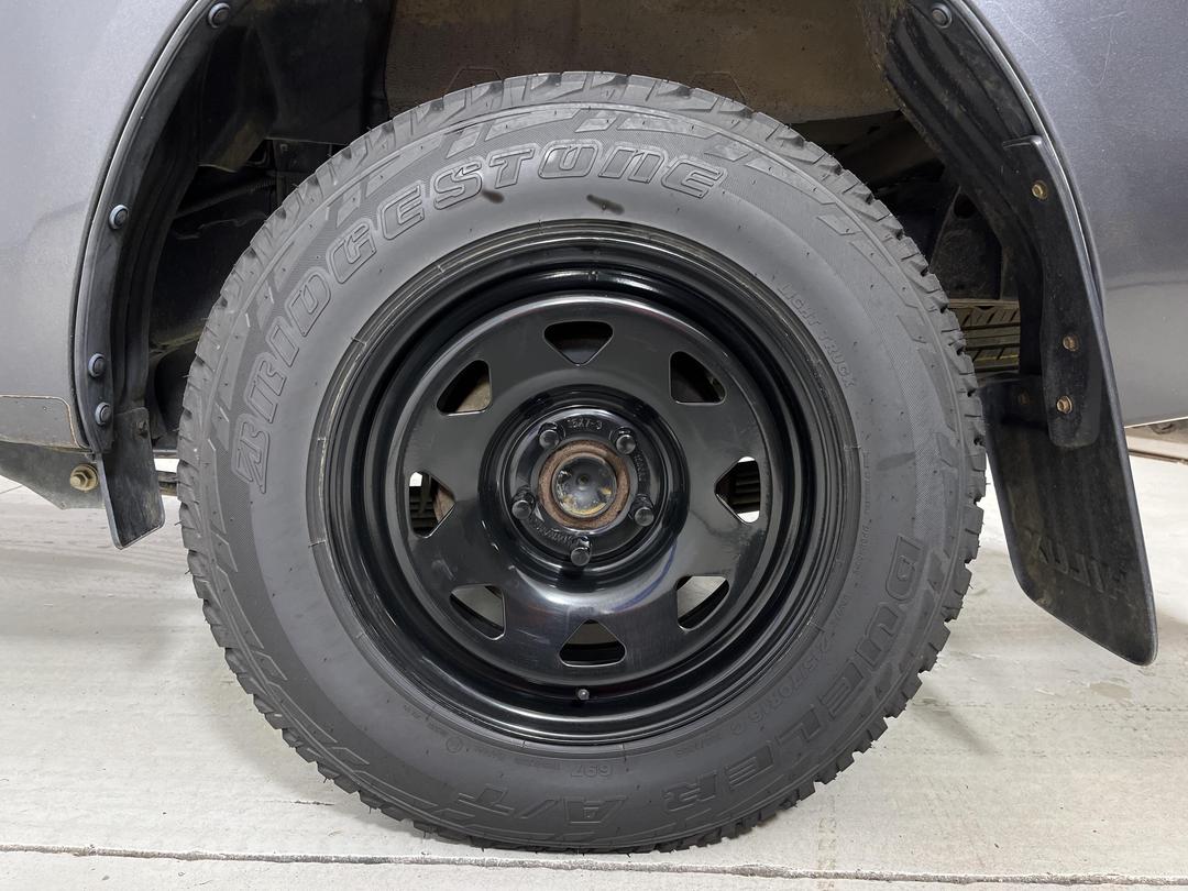 Photo '11' of Toyota Hilux