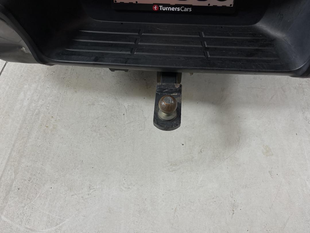 Photo '24' of Toyota Hilux