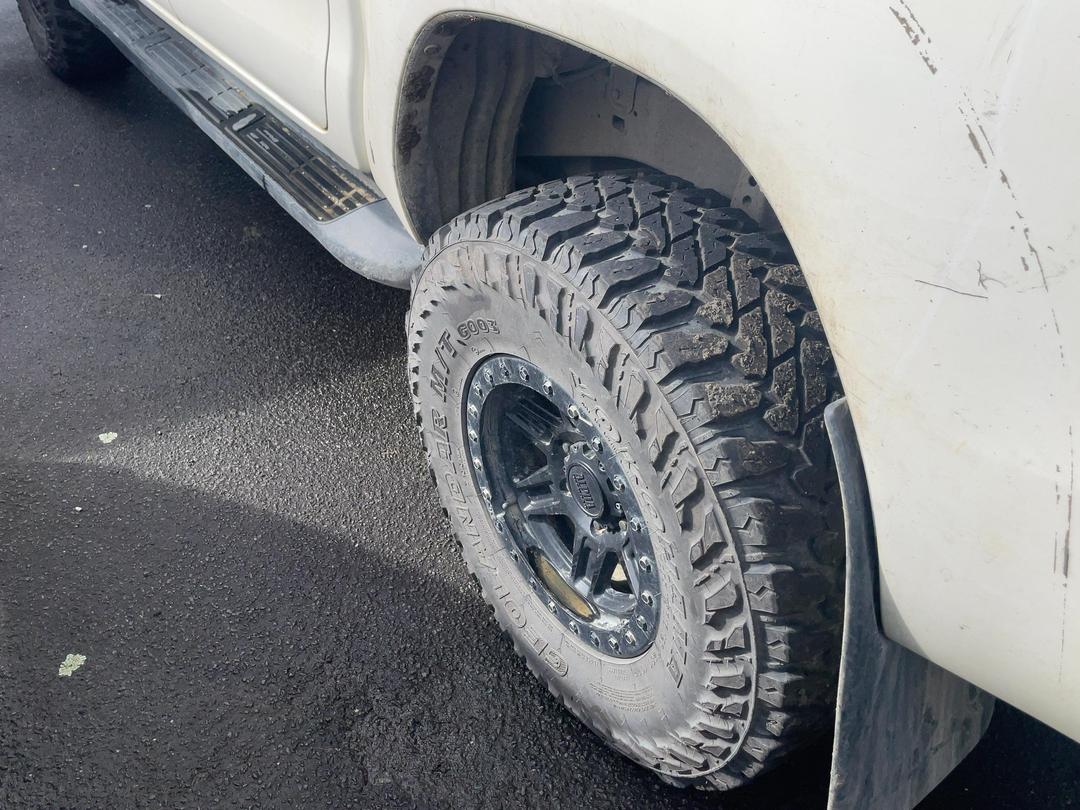 Photo '9' of Toyota Hilux SR TD DC Photo '9' of Toyota Hilux SR TD DC
