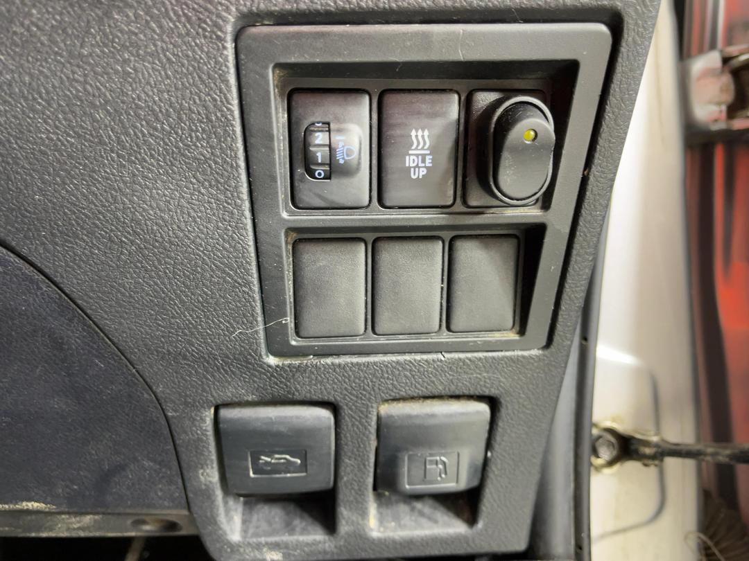 Photo '23' of Toyota Hilux