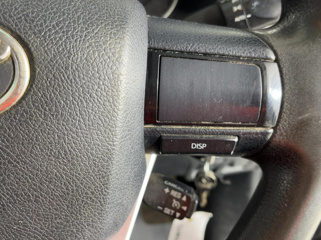 Photo '24' of Toyota Hilux