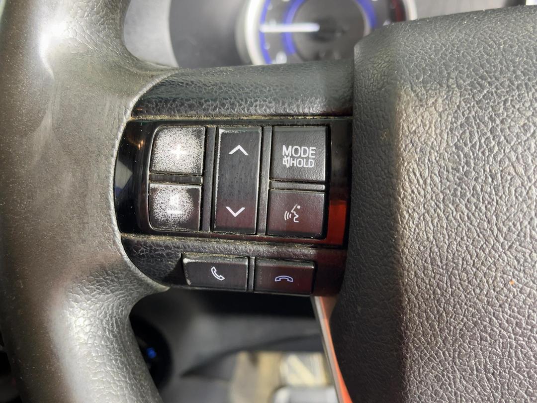 Photo '25' of Toyota Hilux