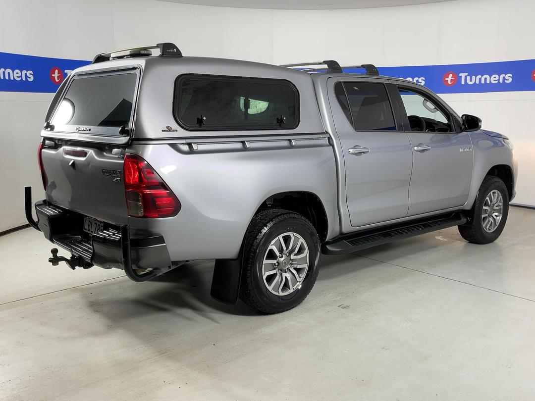 Photo '7' of Toyota Hilux