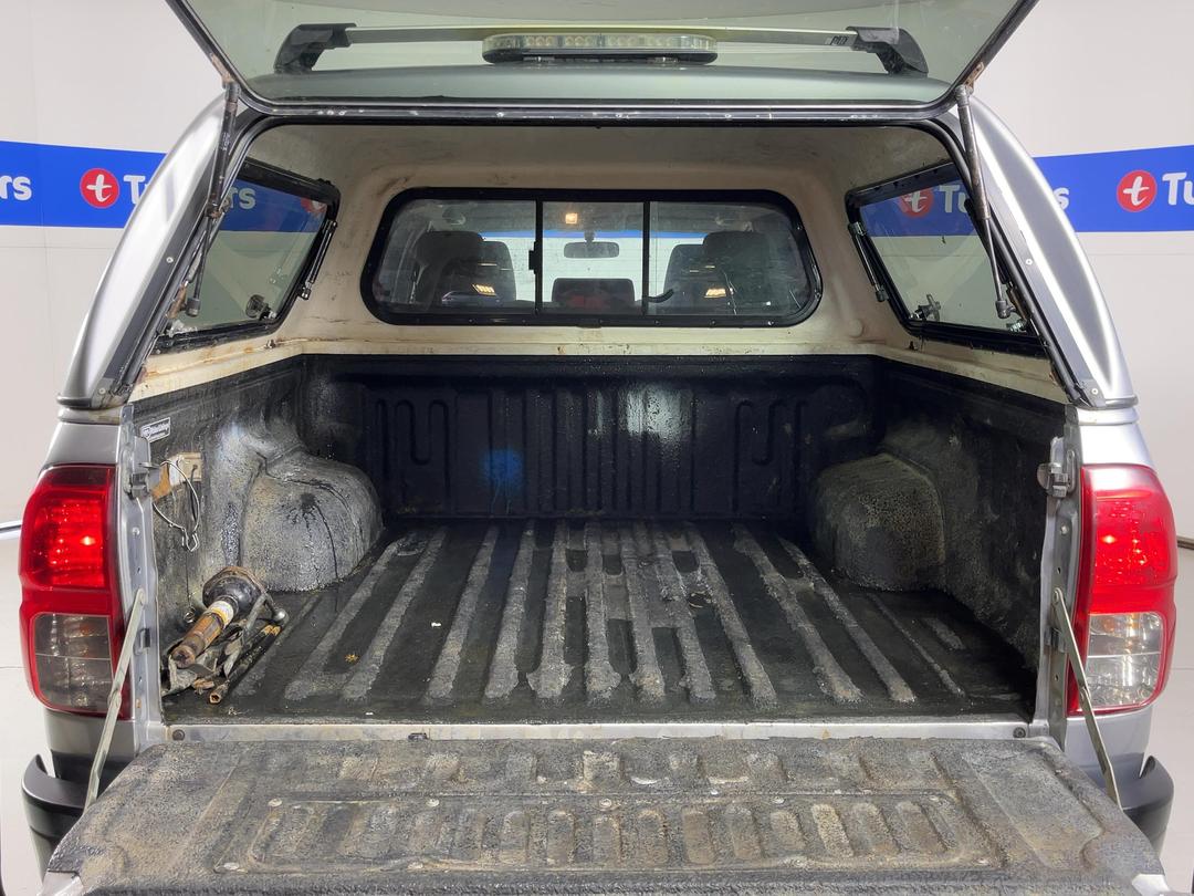 Photo '14' of Toyota Hilux