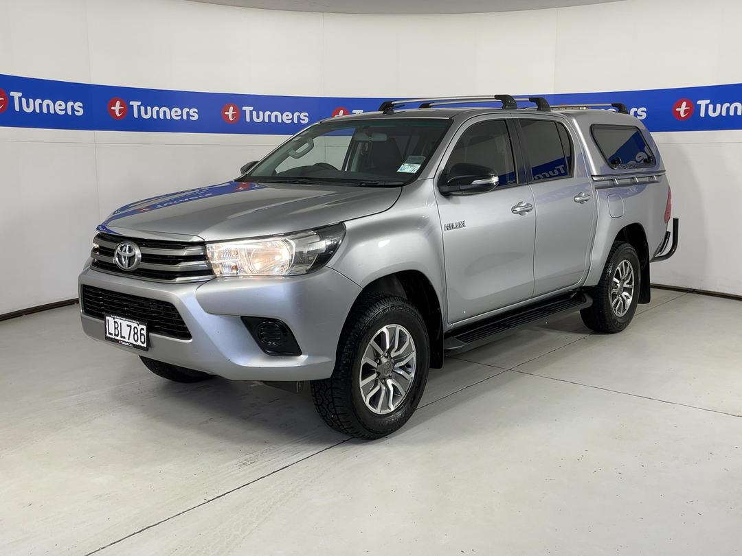 Photo '4' of Toyota Hilux