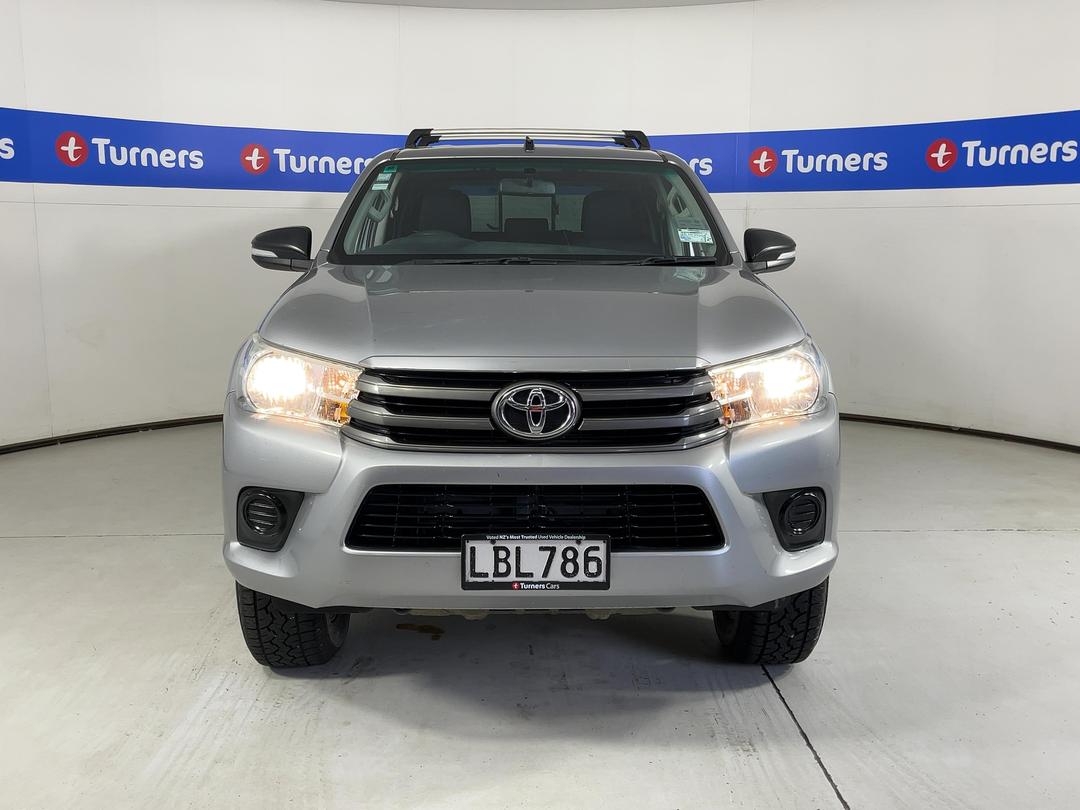 Photo '2' of Toyota Hilux