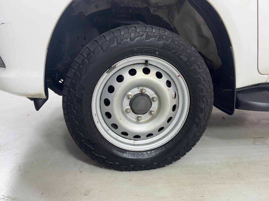 Photo '10' of Toyota Hilux