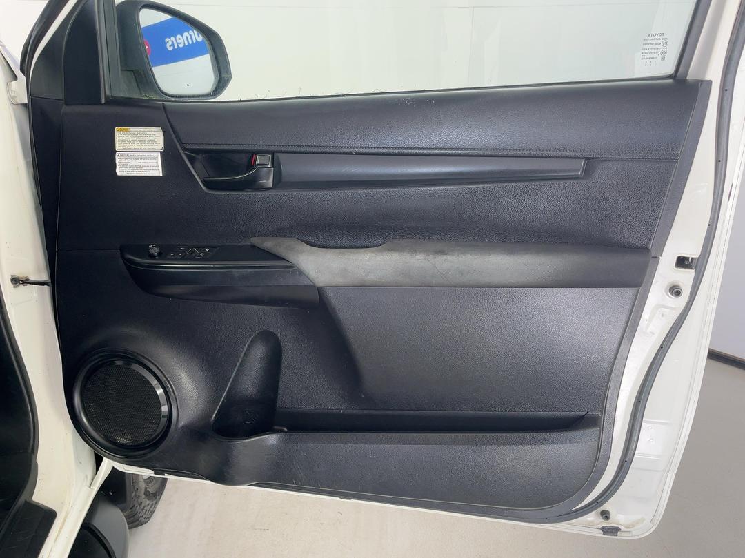 Photo '15' of Toyota Hilux