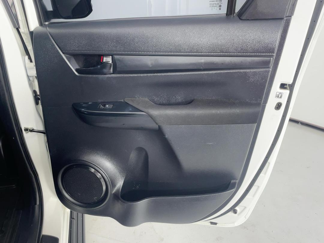 Photo '19' of Toyota Hilux