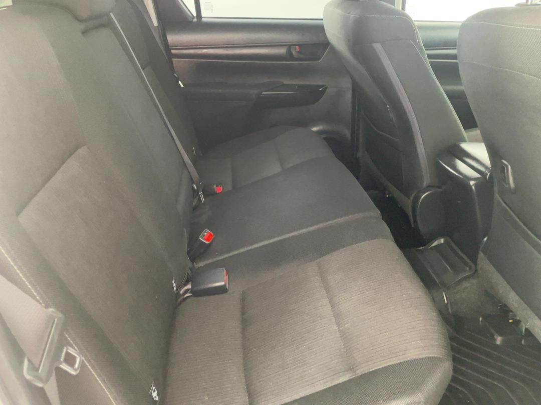 Photo '20' of Toyota Hilux