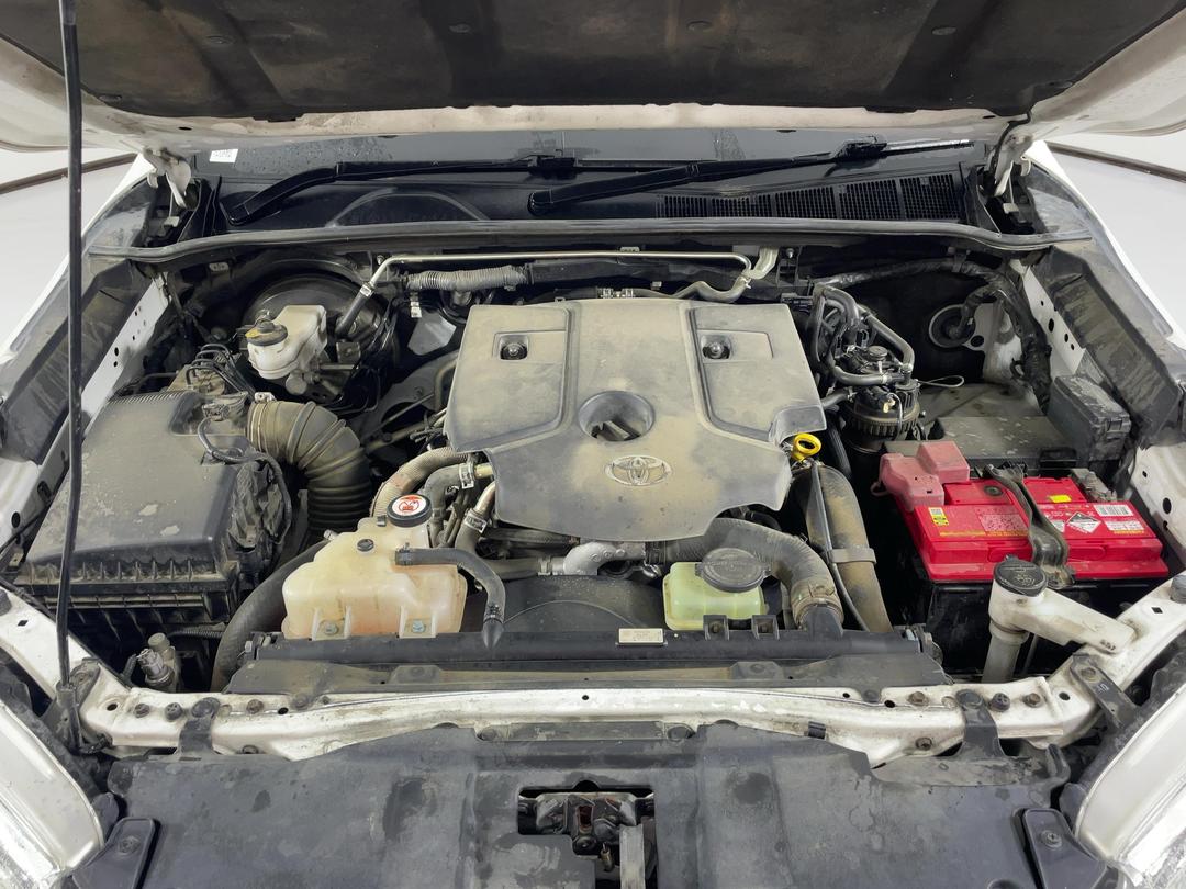 Photo '13' of Toyota Hilux