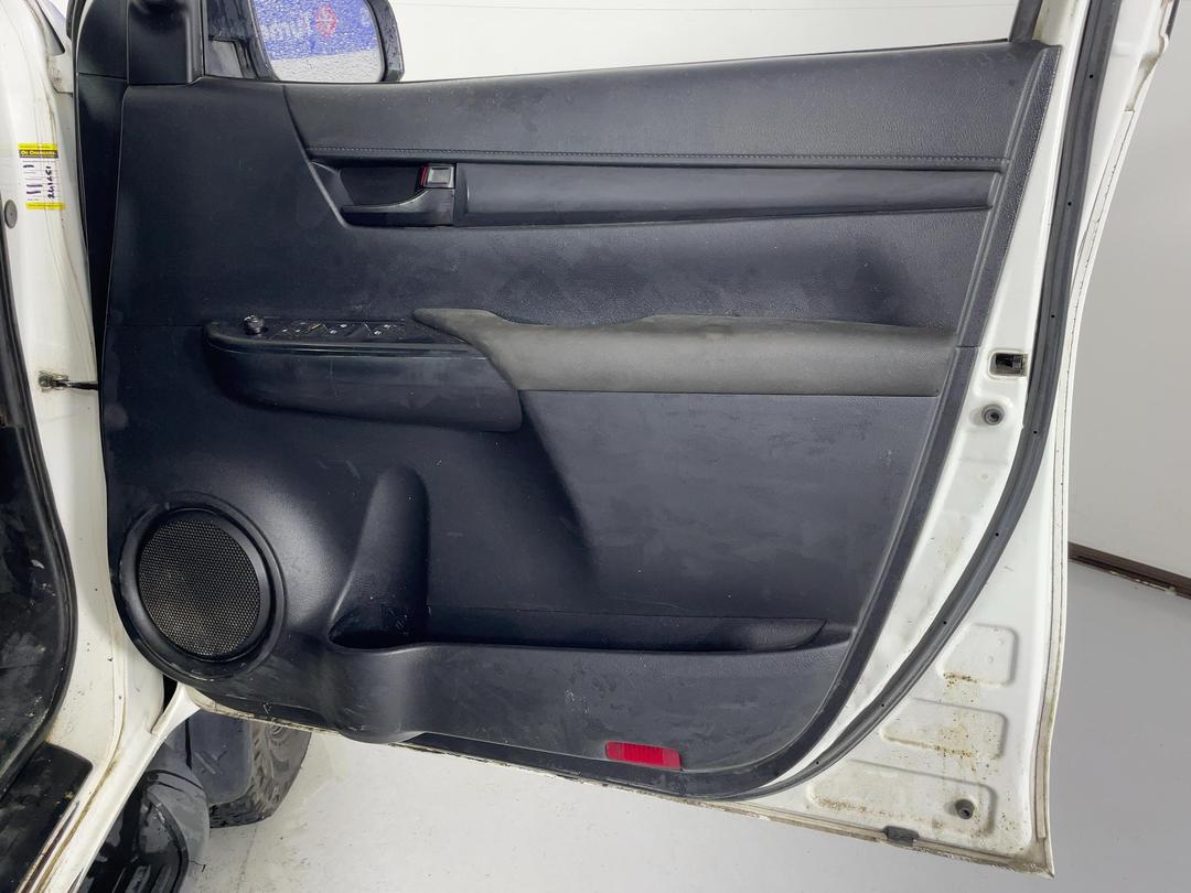 Photo '15' of Toyota Hilux