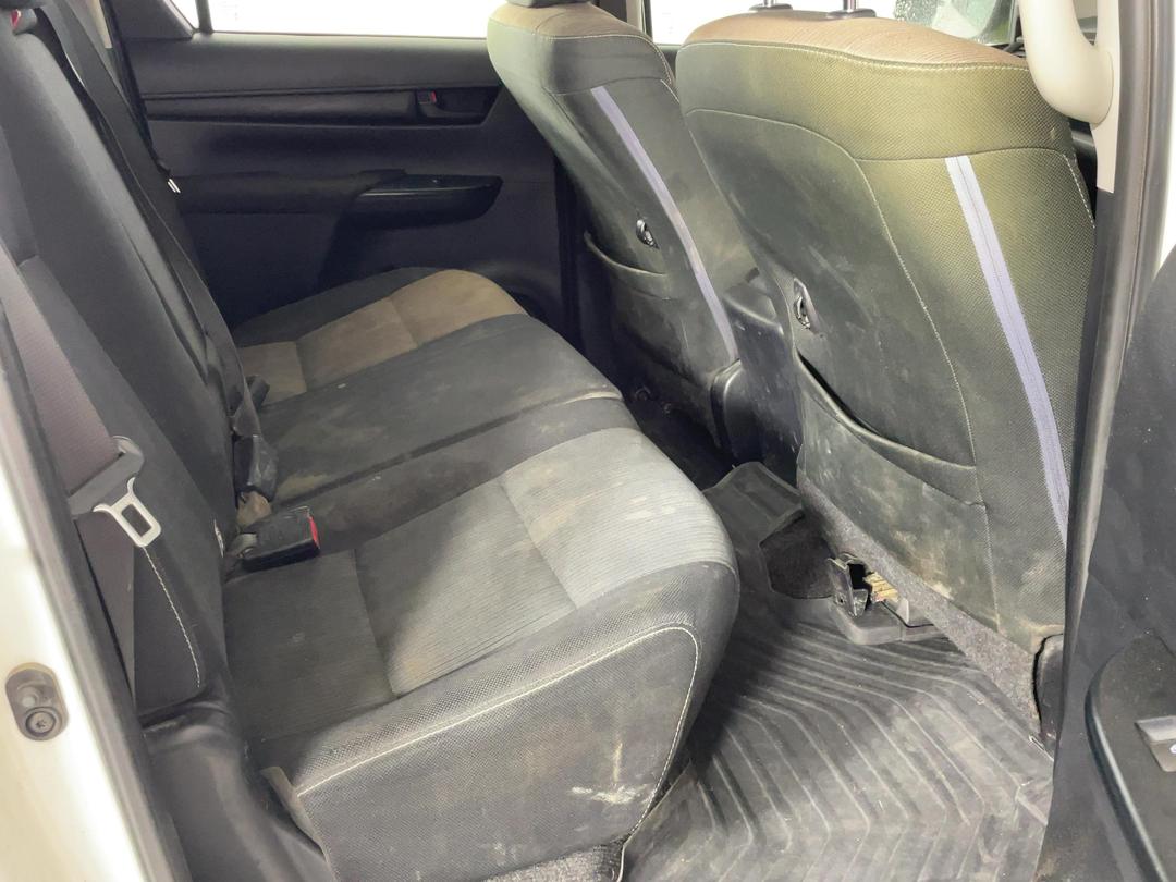 Photo '20' of Toyota Hilux