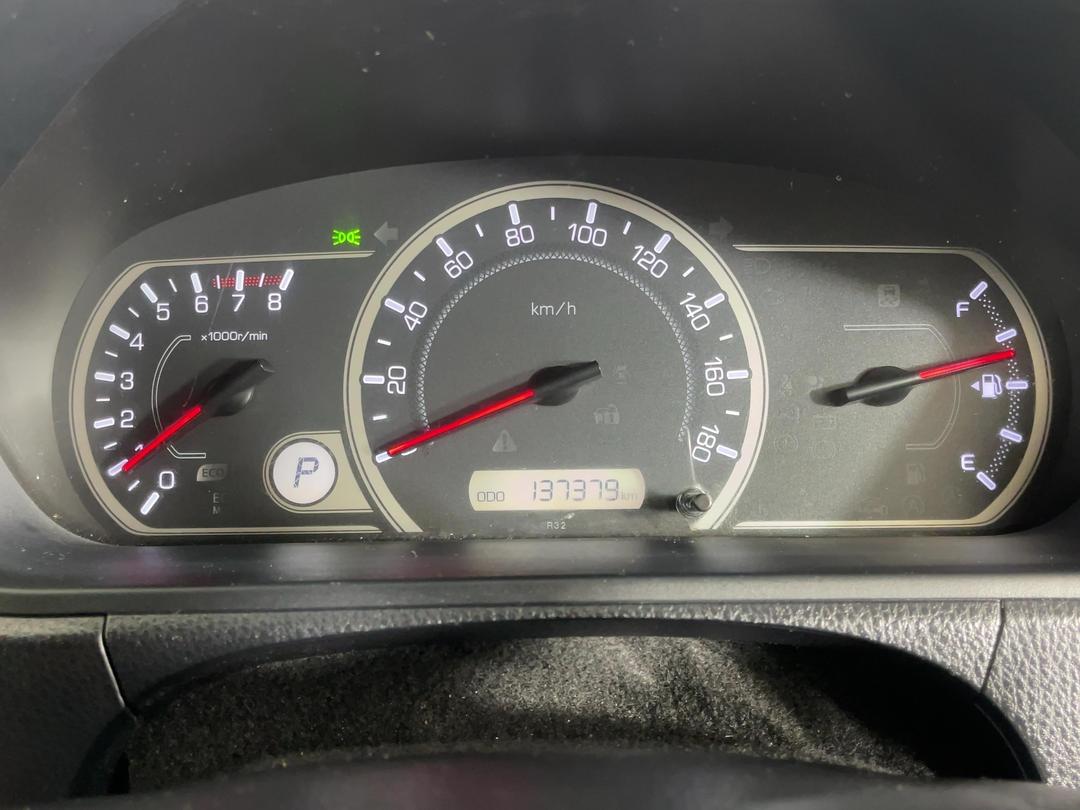 Photo '21' of Toyota Noah