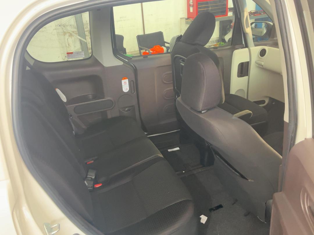 Photo '21' of Toyota Porte Spade Photo '21' of Toyota Porte Spade