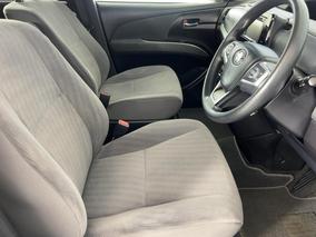 Photo '16' of Toyota Previa