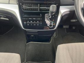 Photo '18' of Toyota Previa