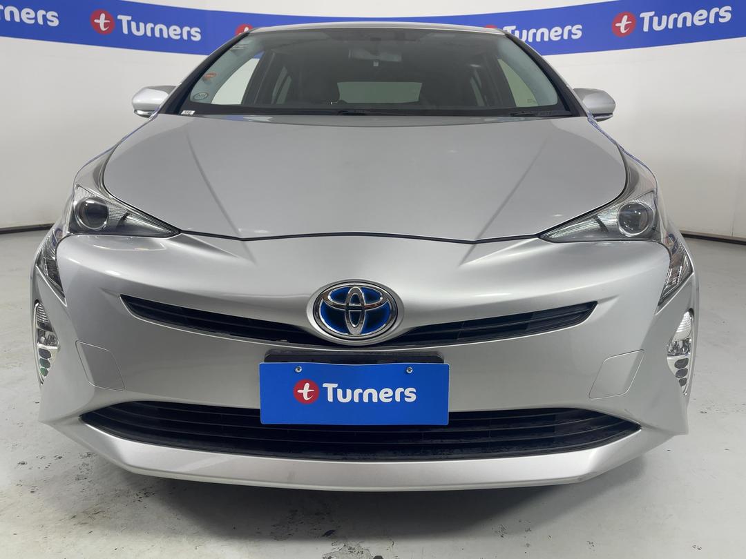 Photo '2' of Toyota Prius