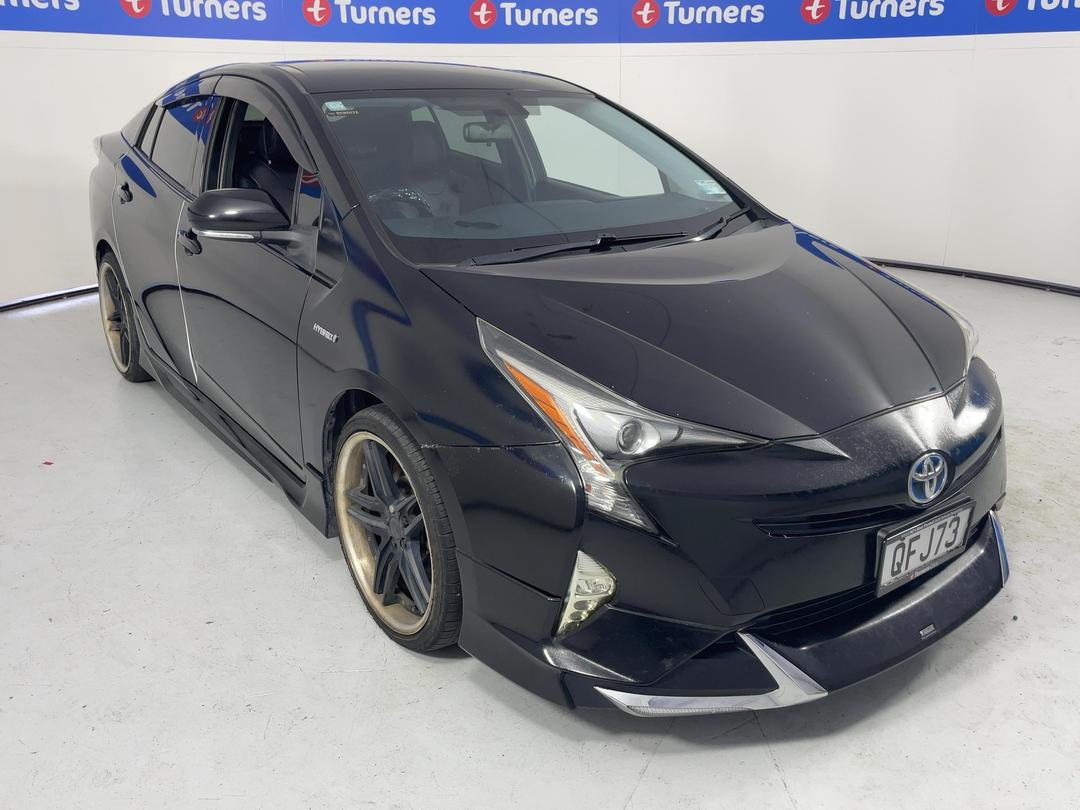 Photo '1' of Toyota Prius