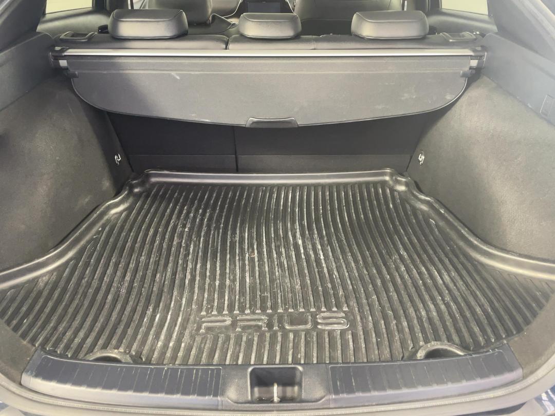 Photo '14' of Toyota Prius