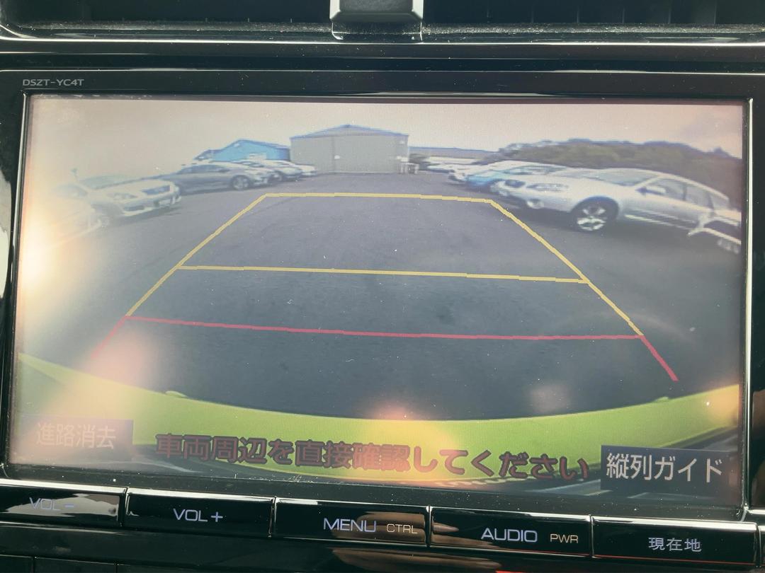 Photo '30' of Toyota Prius