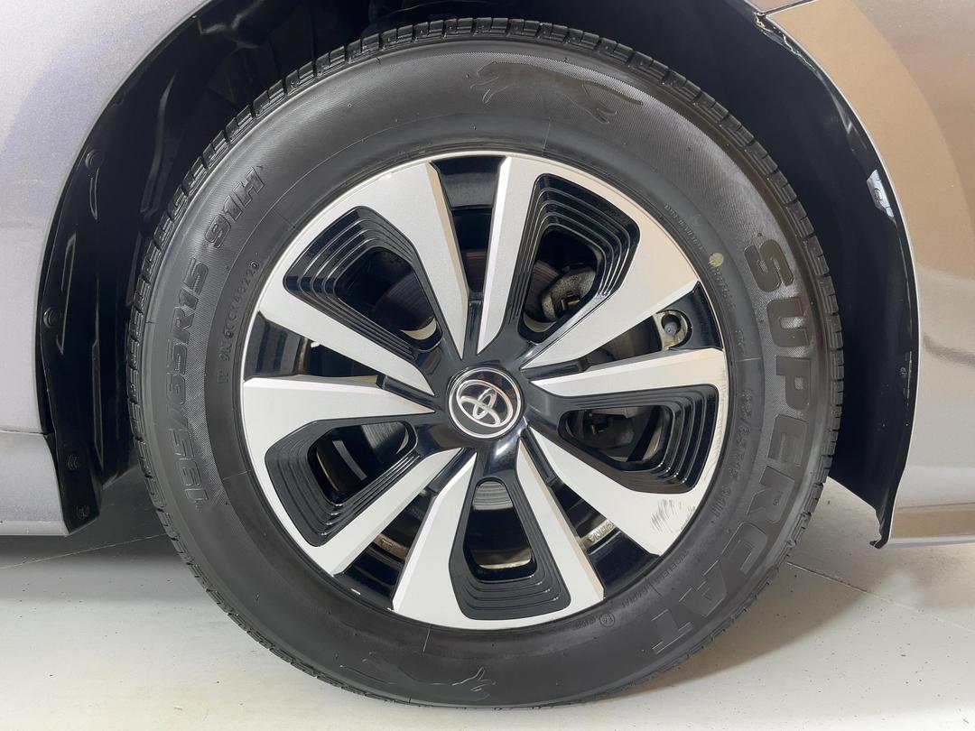 Photo '9' of Toyota Prius