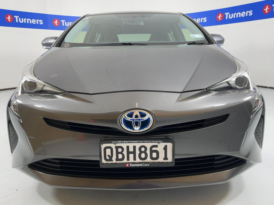 Photo '2' of Toyota Prius