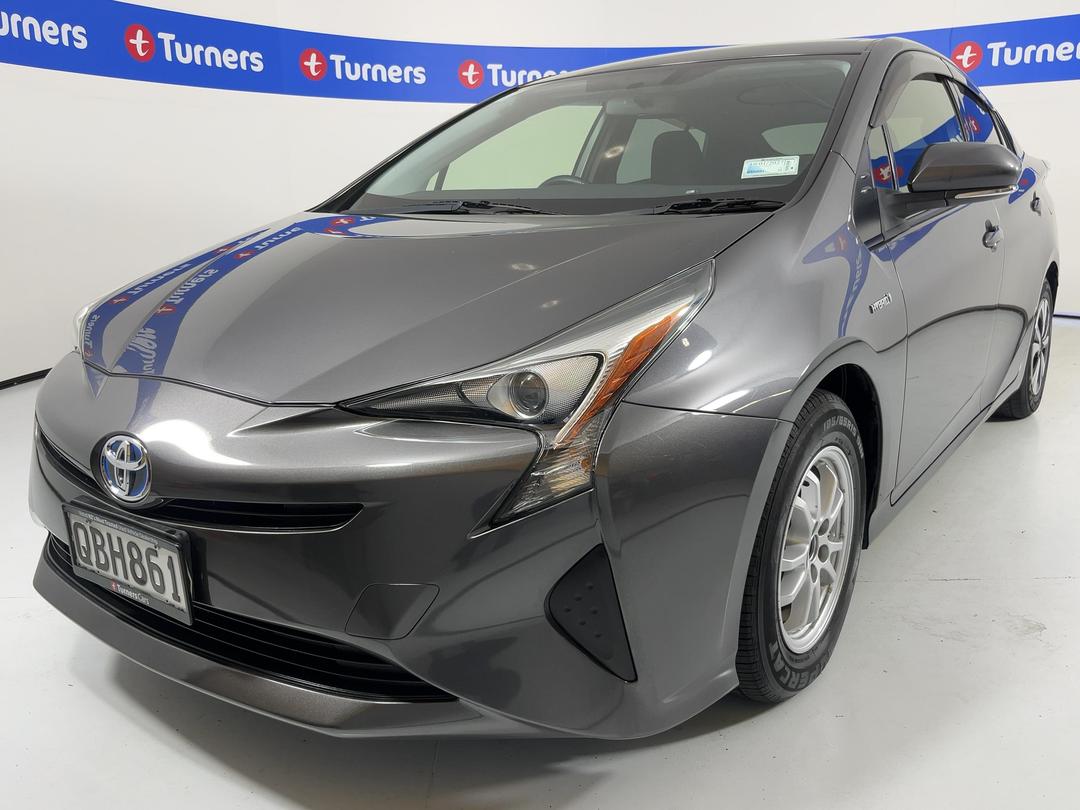 Photo '4' of Toyota Prius