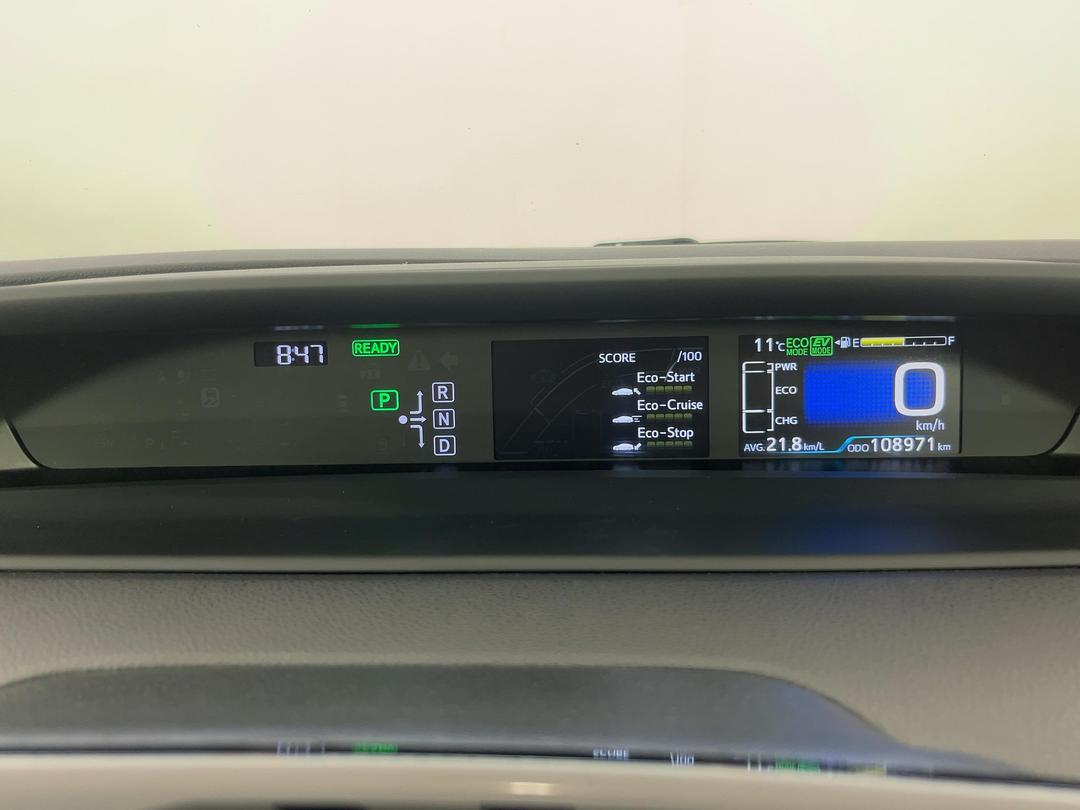 Photo '21' of Toyota Prius