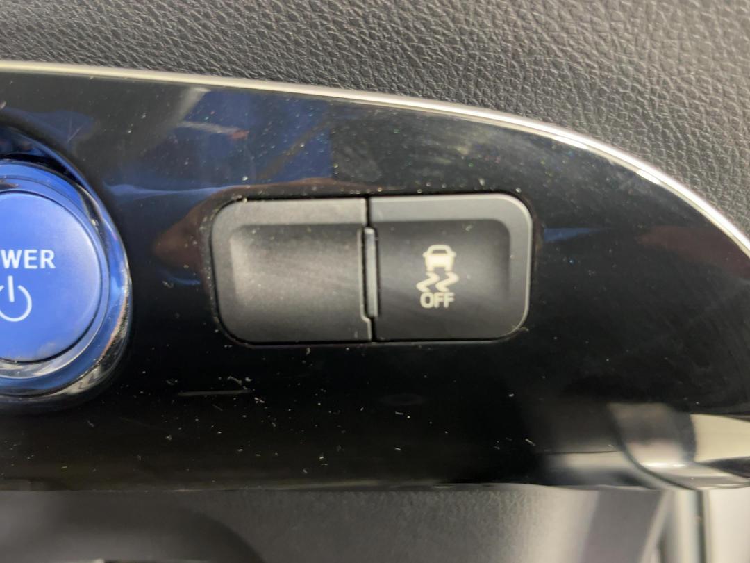 Photo '26' of Toyota Prius