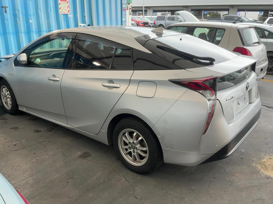 Photo '4' of Toyota Prius Photo '4' of Toyota Prius